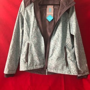NEW Free country soft shell jacket very nice. With tags
